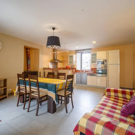 Holiday home Maison Cosy Pour 6 Pers A Avec Wifi Gratuit, Proche Et Balnea - Fr-1-695-28 *